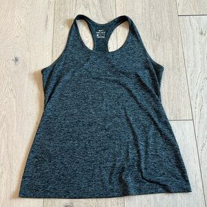 Nike Dri-Fit Racerback Mesh Tank in Size Large